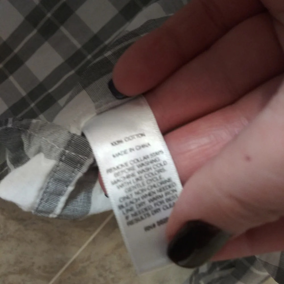 Express fitted XS gray checkered Woven Button Up - Picture 5 of 6